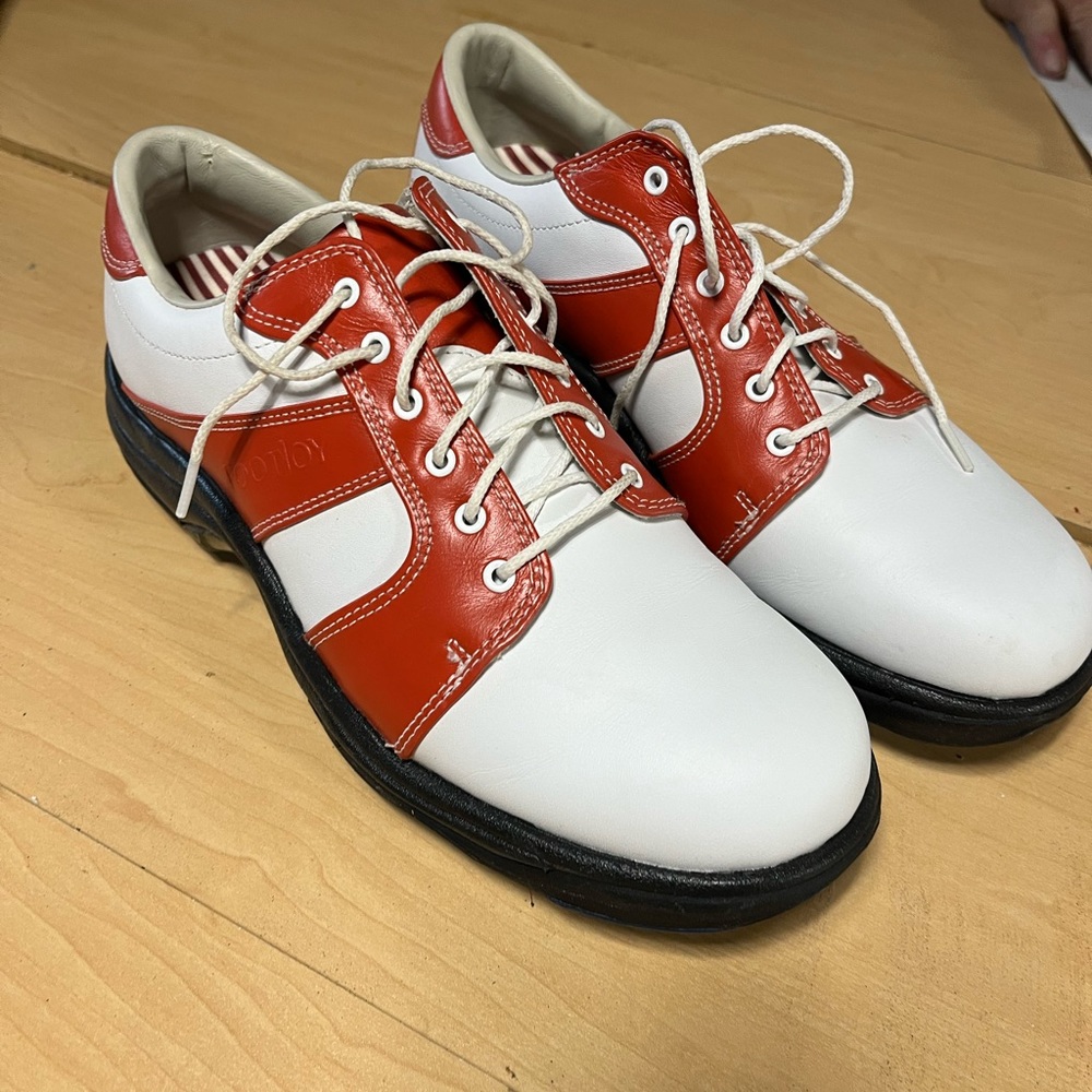Womens golf shoes size 6 white red Like new never used and originally 100